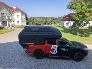 Zestaw pick-up kamper z kapsułą mobilną AZAR4 OFF-ROAD na samochodzie FORD RANGER